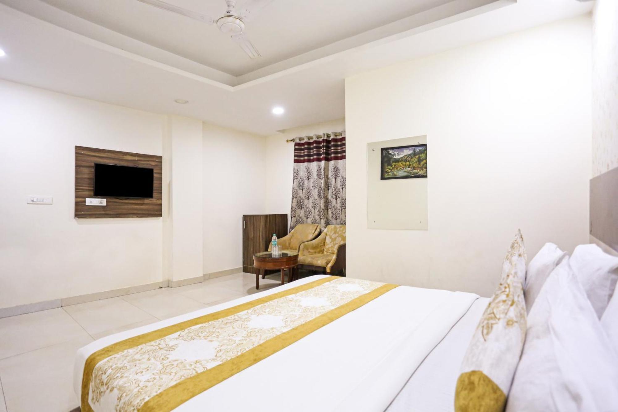 Hotel Happy Stay Delhi Airport 뉴델리 외부 사진